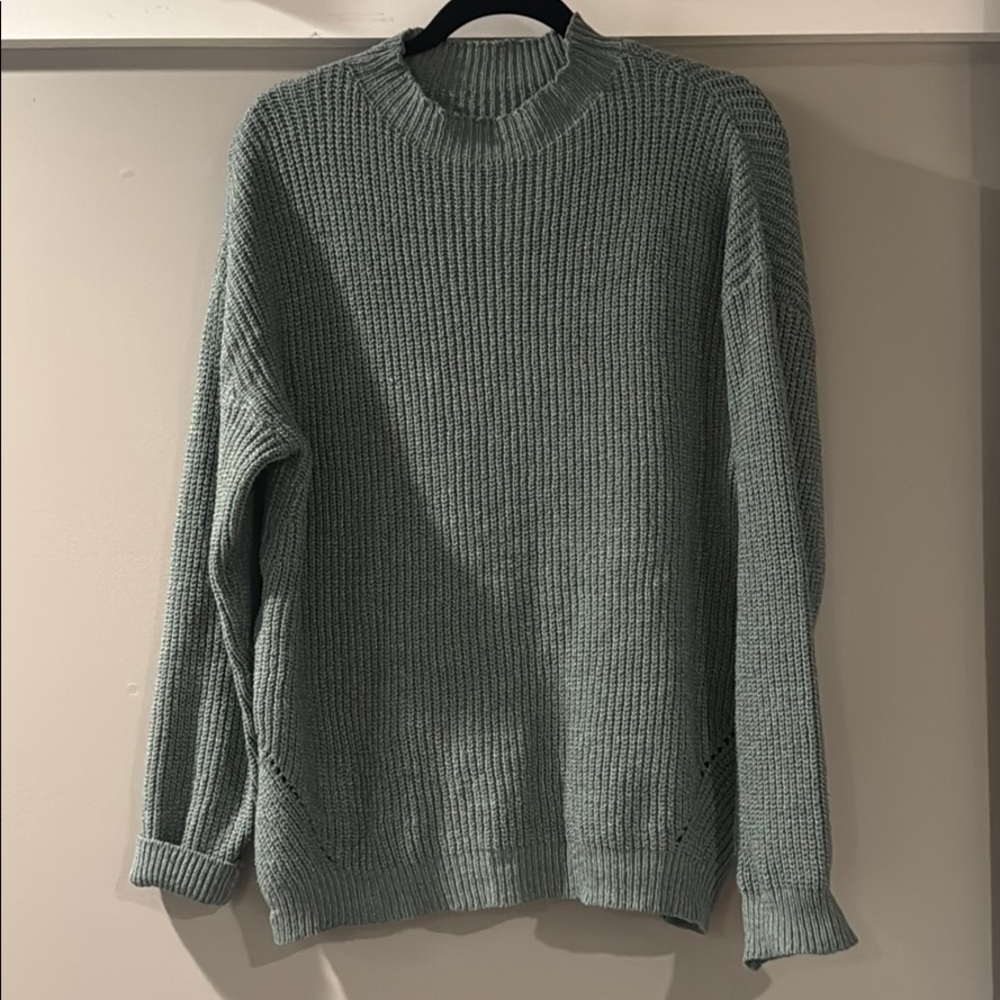 Women’s sweater